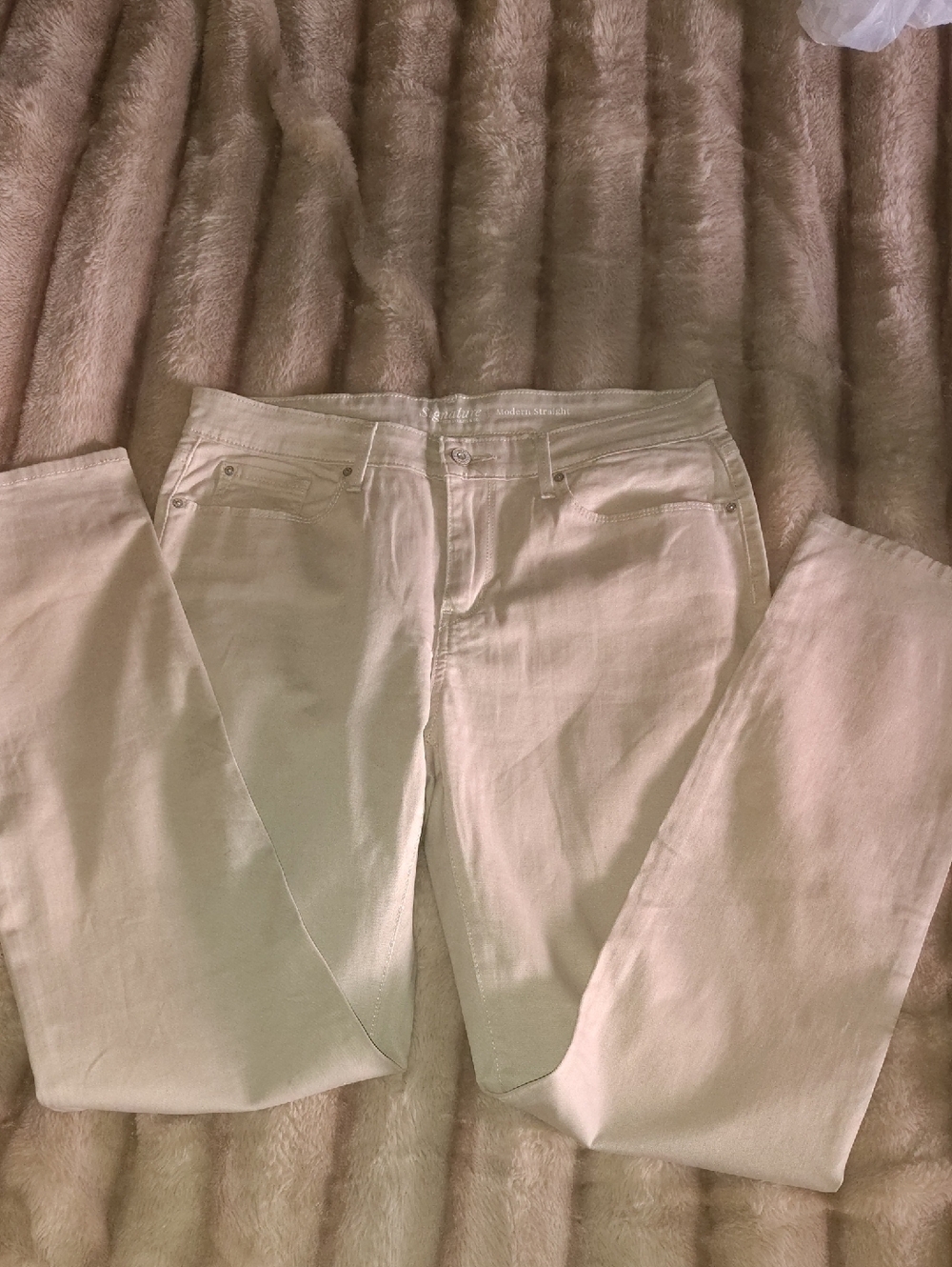 Signature Levi Modern Straight - Picture 2 of 4